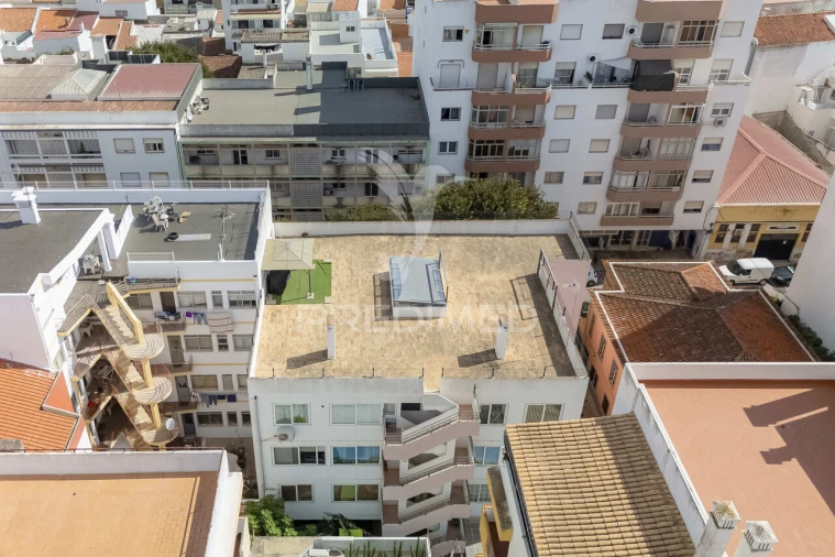 Apartamento T3 para Venda em Portimão Foto 36