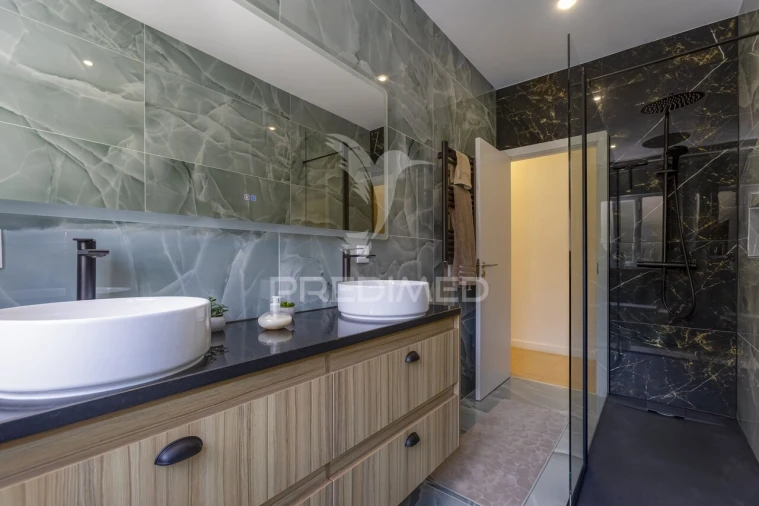 Apartamento T3 para Venda em Portimão Foto 25
