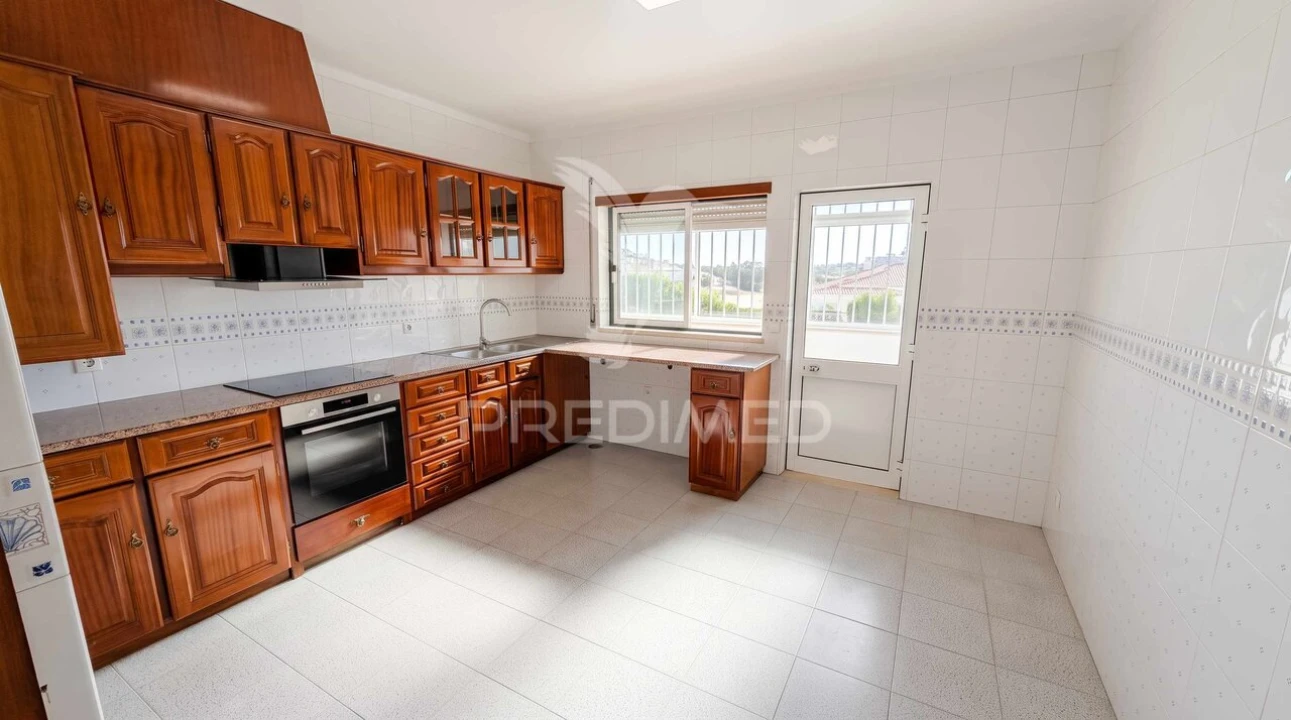 Apartamento T3 para Venda em Marrazes e Barosa Foto 4