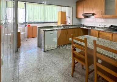Apartamento T2 para Venda em Margaride, Várzea, Lagares, Varziela, Moure