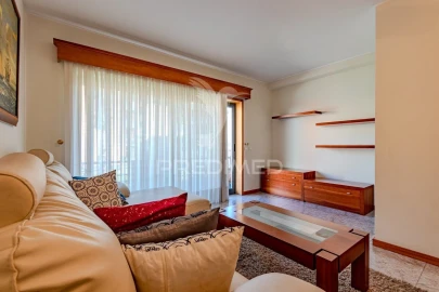 Apartamento T2 para Venda em Margaride, Várzea, Lagares, Varziela, Moure