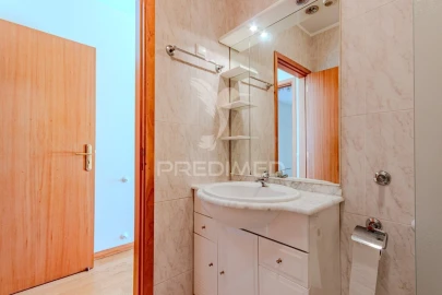 Apartamento T2 para Venda em Margaride, Várzea, Lagares, Varziela, Moure
