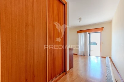 Apartamento T2 para Venda em Margaride, Várzea, Lagares, Varziela, Moure