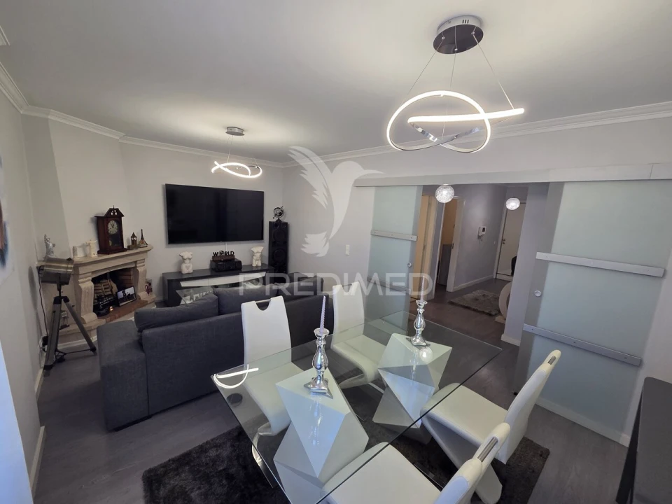 Apartamento T1 para Venda em Mafamude e Vilar do Paraíso Foto 10