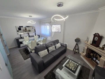Apartamento T1 para Venda em Mafamude e Vilar do Paraíso