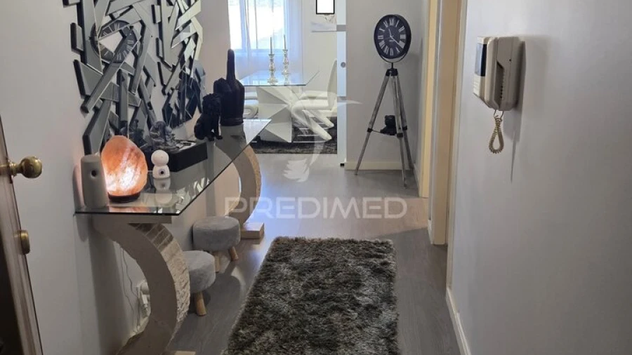 Apartamento T1 para Venda em Mafamude e Vilar do Paraíso