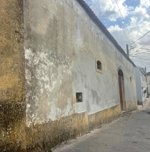 Armazém para Venda em Cadaval e Pêro Moniz