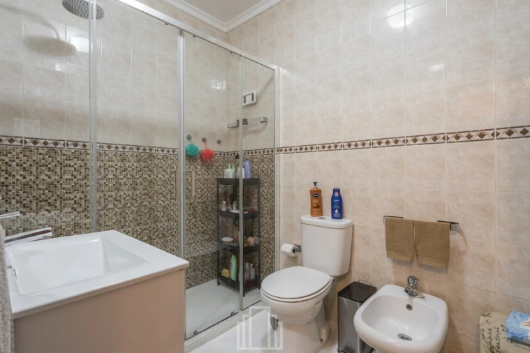 Apartamento T2 para Venda em Paços de Brandão Foto 13