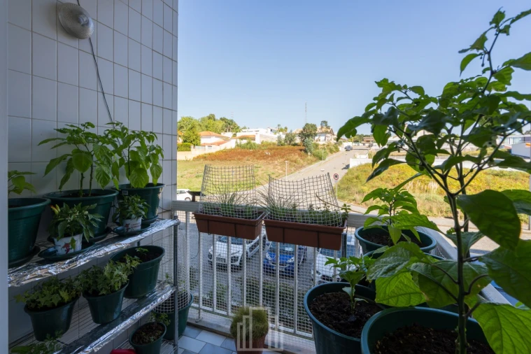 Apartamento T2 para Venda em Paços de Brandão Foto 15