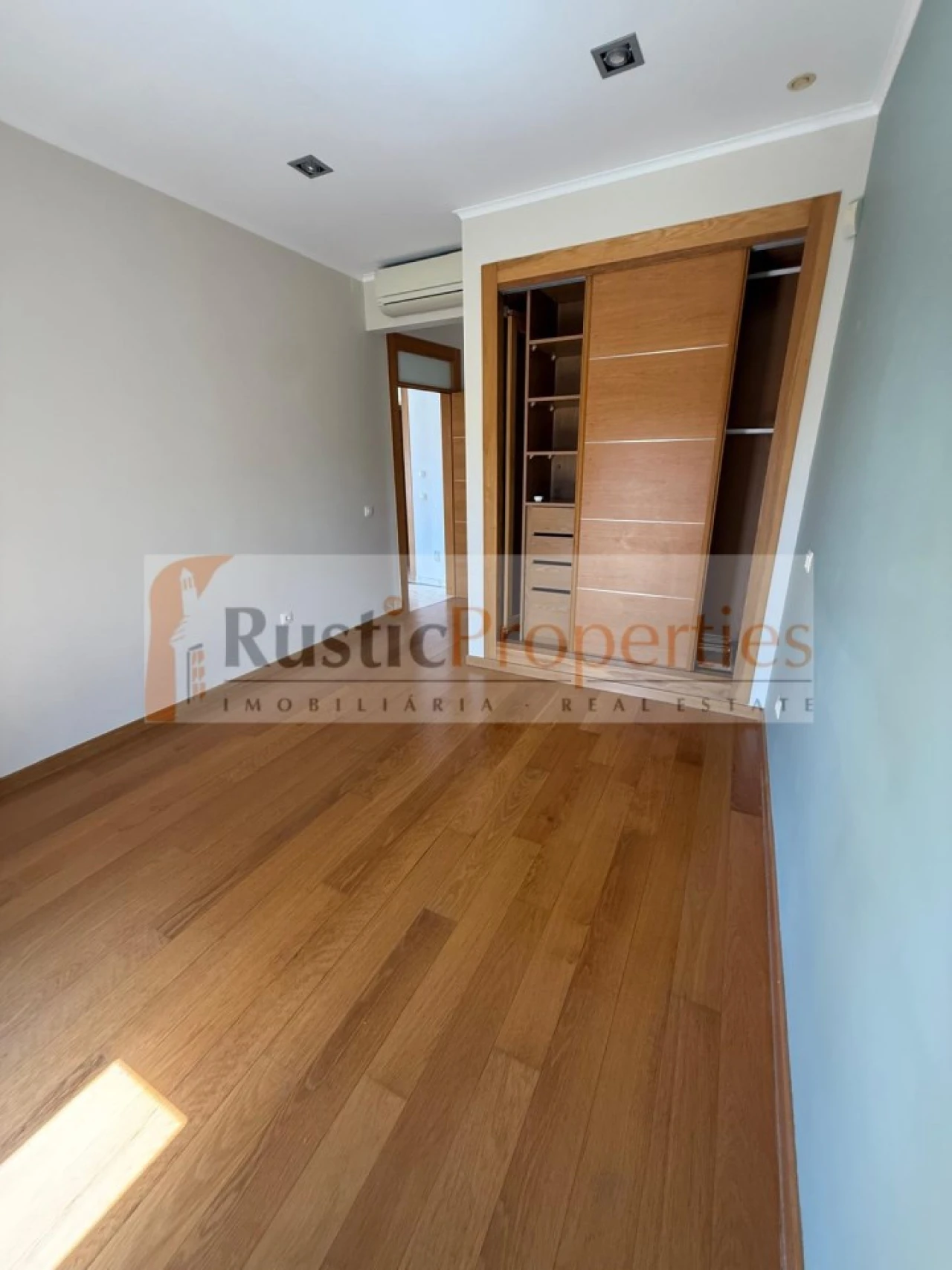 Apartamento T2 para Venda em Loule (São Clemente) Foto 5