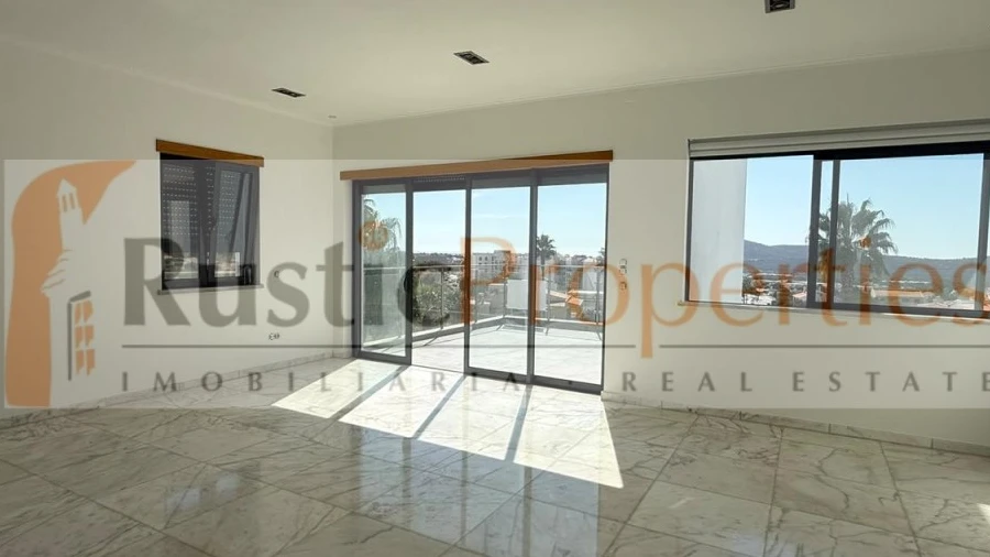 Apartamento T2 para Venda em Loule (São Clemente)