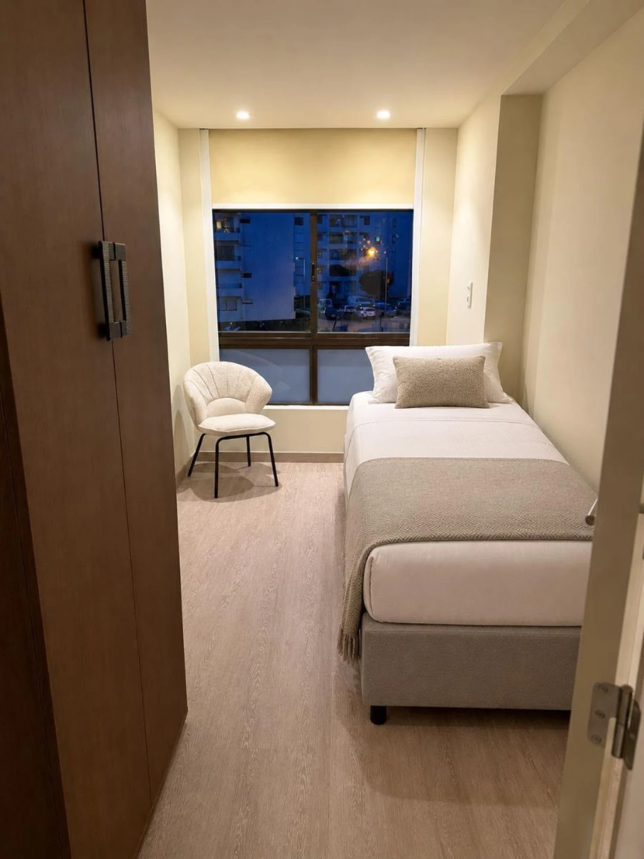Apartamento T3 para Arrendamento em Pedrouços Foto 8