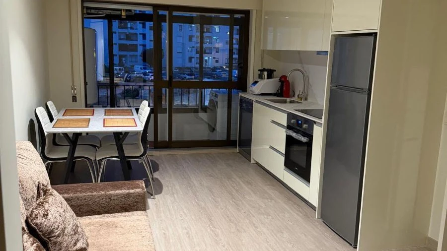 Apartamento T3 para Arrendamento em Pedrouços