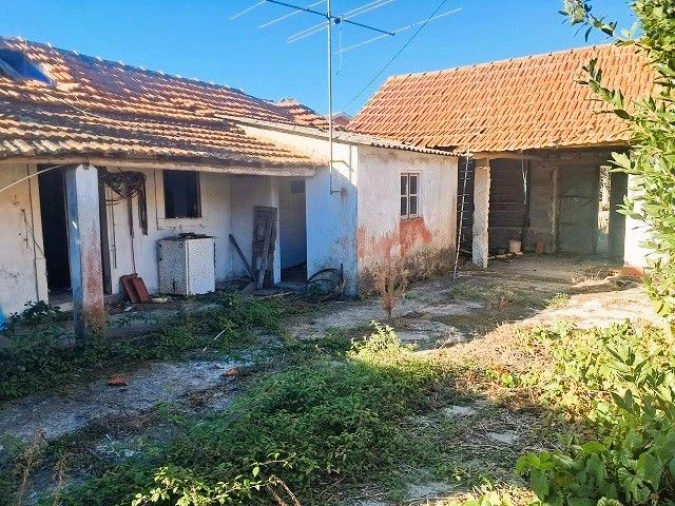 Moradia T2 para Venda em Arazede Foto 7