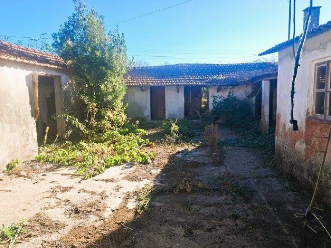 Moradia T2 para Venda em Arazede Foto 8