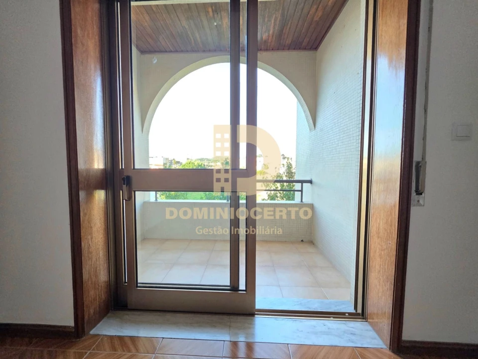 Apartamento T3 para Venda em Rio Tinto Foto 17