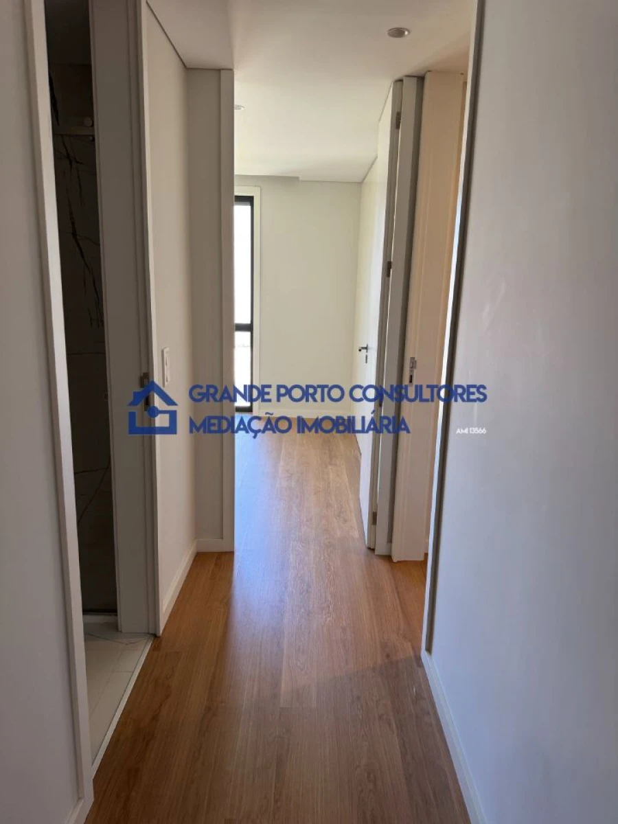Apartamento T2 para Arrendamento em Campanhã Foto 16