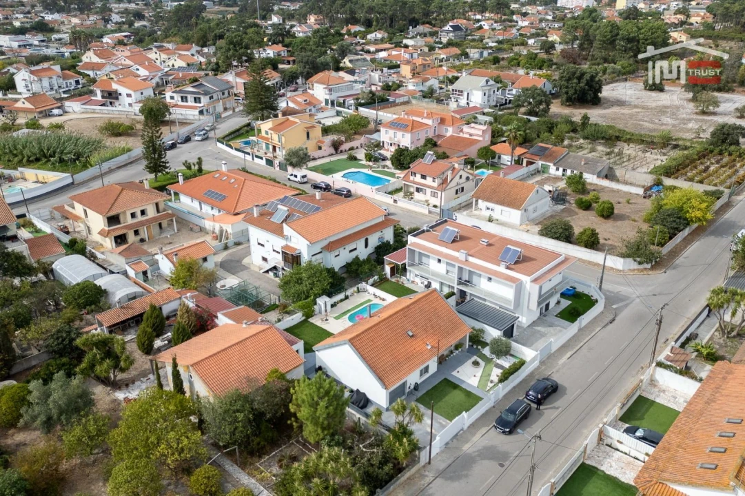 Moradia T2 para Venda em Fernao Ferro Foto 2