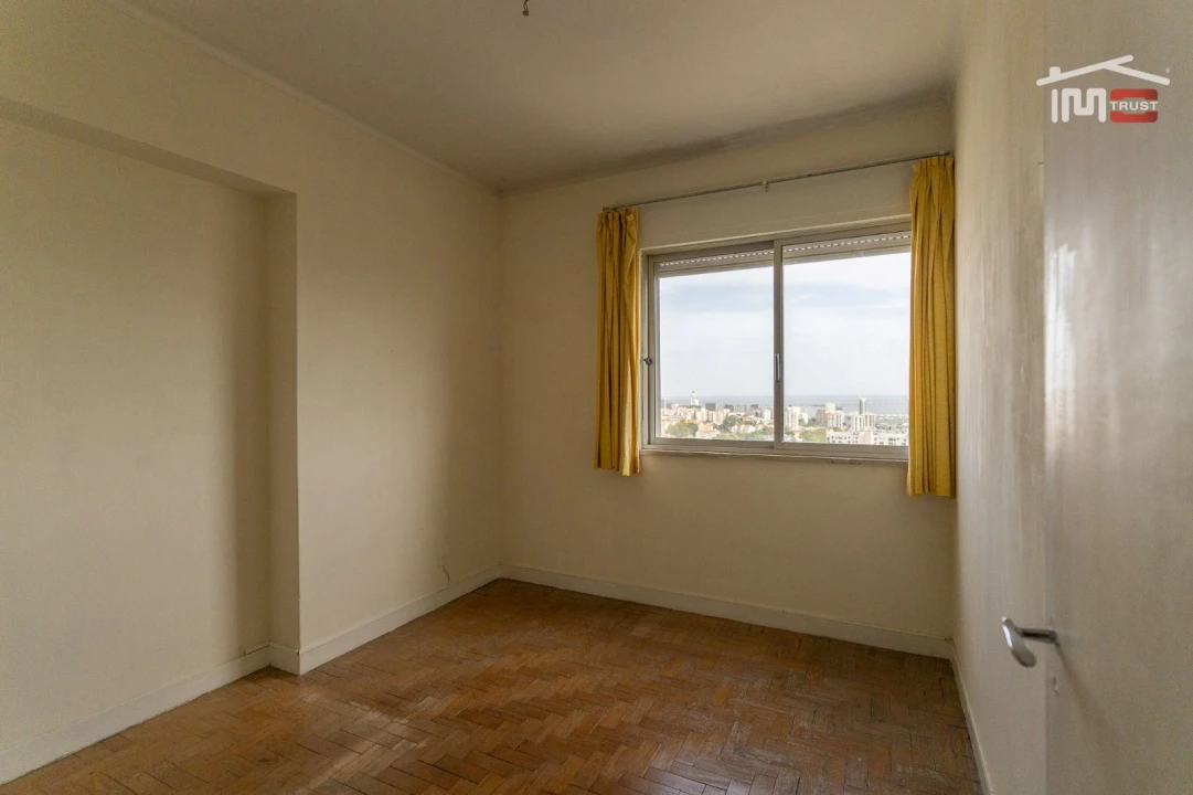 Apartamento T4 para Venda em Olivais Foto 12