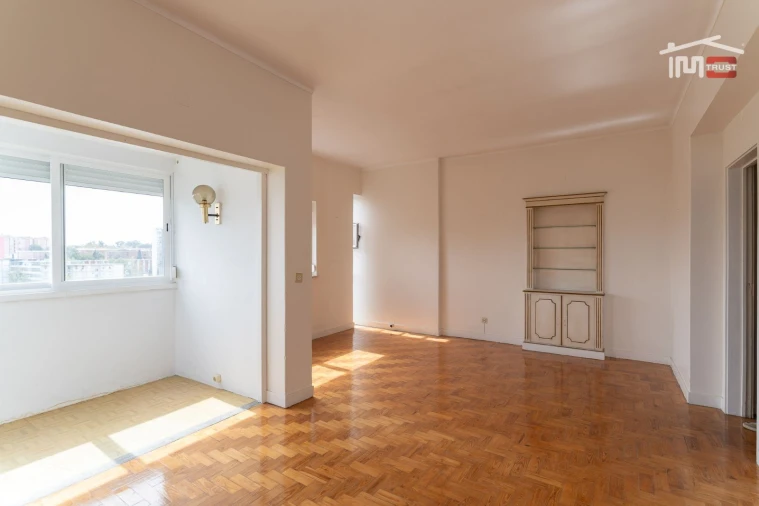 Apartamento T4 para Venda em Olivais Foto 2
