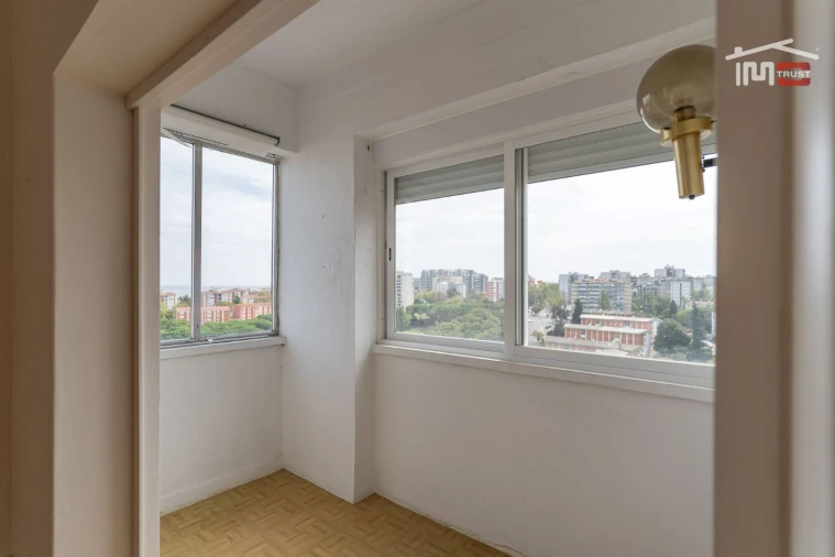 Apartamento T4 para Venda em Olivais Foto 5
