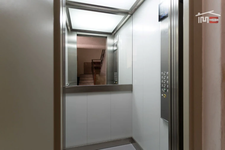 Apartamento T4 para Venda em Olivais Foto 6