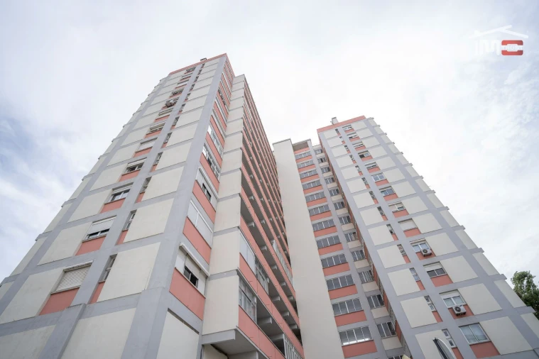 Apartamento T4 para Venda em Olivais Foto 9