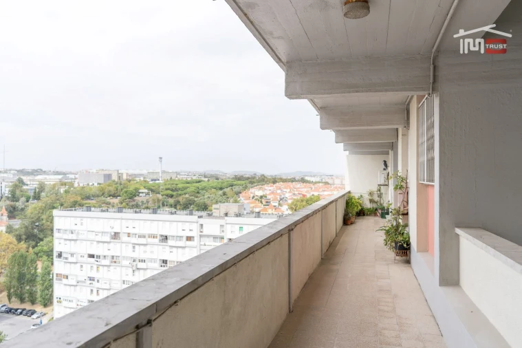 Apartamento T4 para Venda em Olivais Foto 27