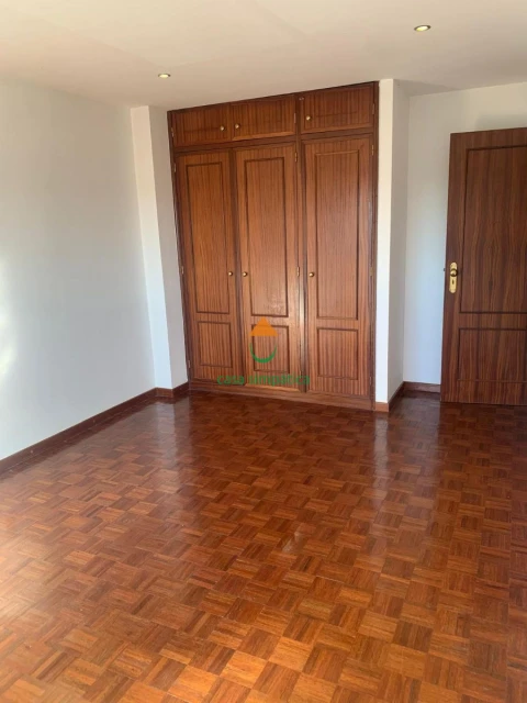 Apartamento T2 para Arrendamento em Gondomar (São Cosme), Valbom e Jovim