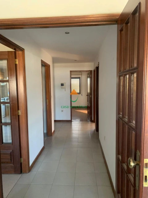 Apartamento T2 para Arrendamento em Gondomar (São Cosme), Valbom e Jovim