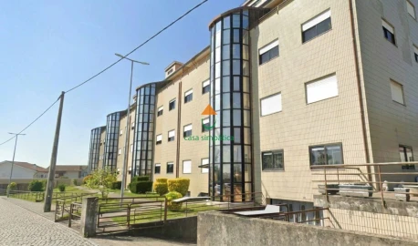 Apartamento T2 para Arrendamento em Gondomar (São Cosme), Valbom e Jovim