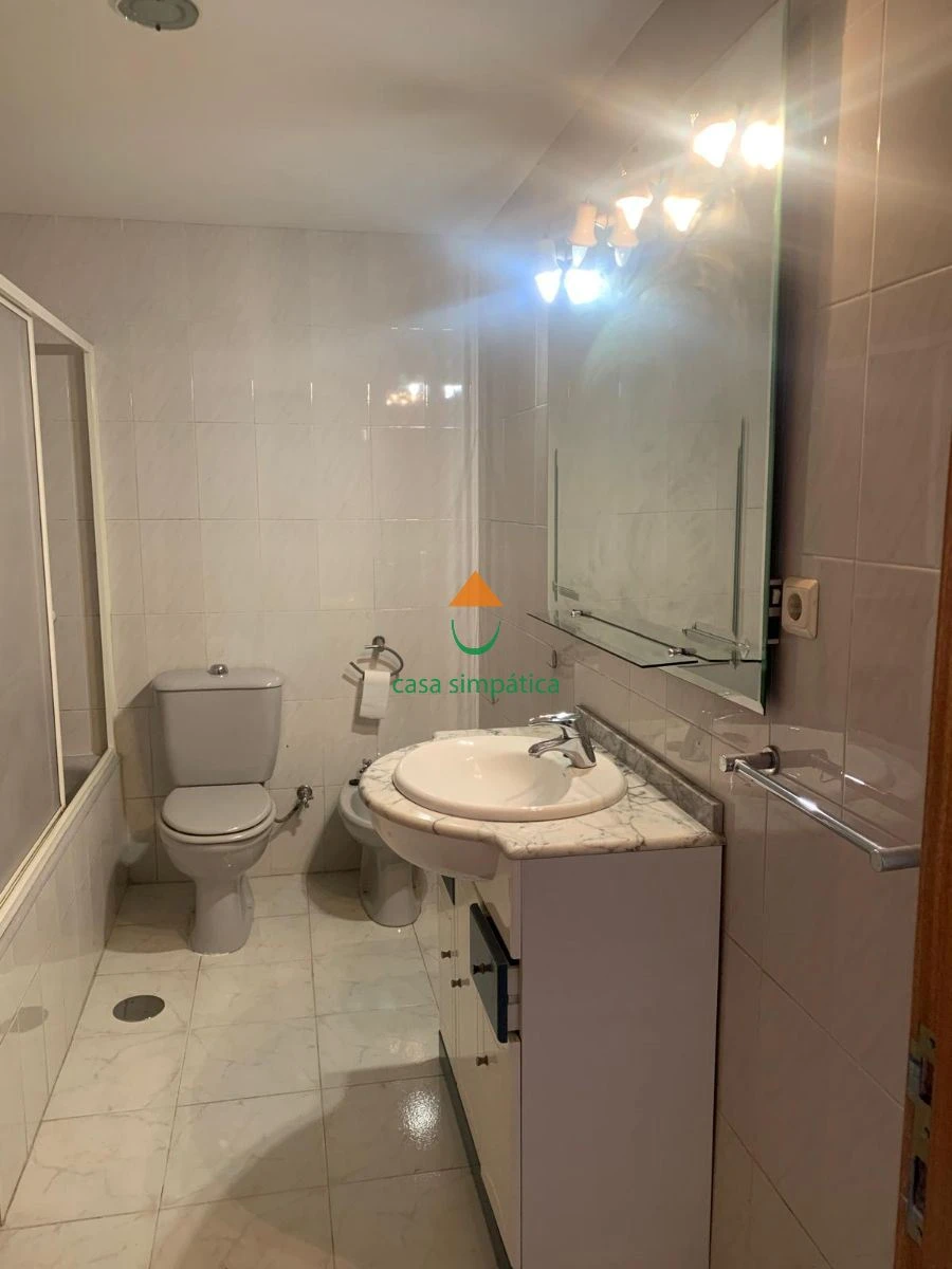 Apartamento T2 para Arrendamento em Gondomar (São Cosme), Valbom e Jovim Foto 19