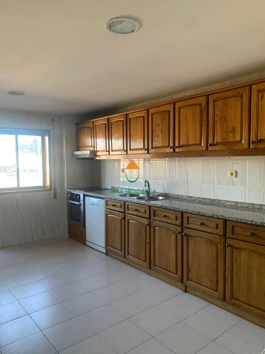 Apartamento T2 para Arrendamento em Gondomar (São Cosme), Valbom e Jovim Foto 20