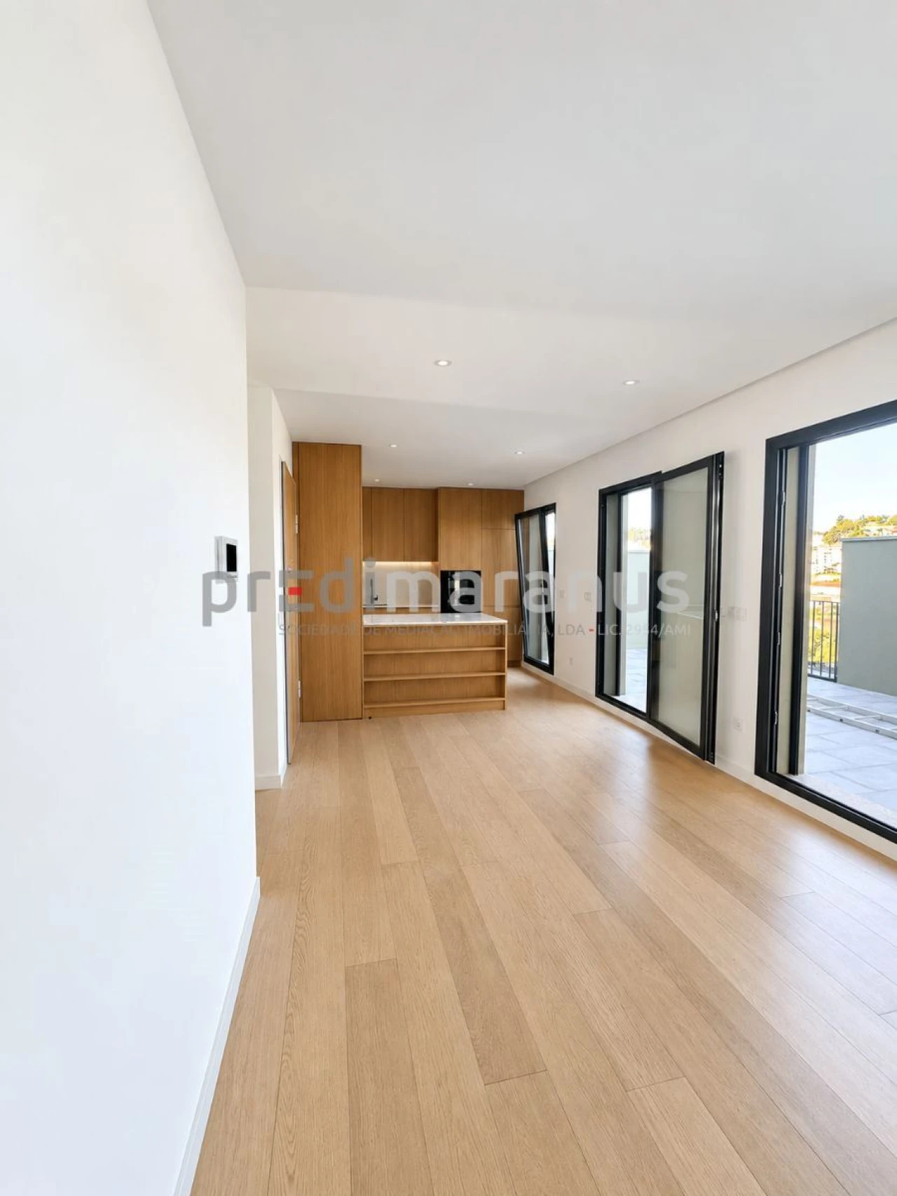 Apartamento T2 para Arrendamento em Amarante (São Gonçalo), Madalena, Cepelos e Gatão Foto 1