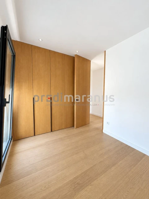 Apartamento T2 para Arrendamento em Amarante (São Gonçalo), Madalena, Cepelos e Gatão
