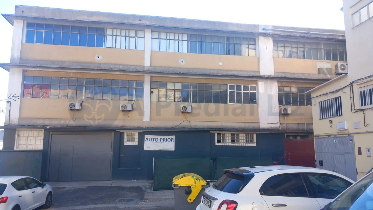 Armazém para Venda em Sacavém e Prior Velho Foto 6