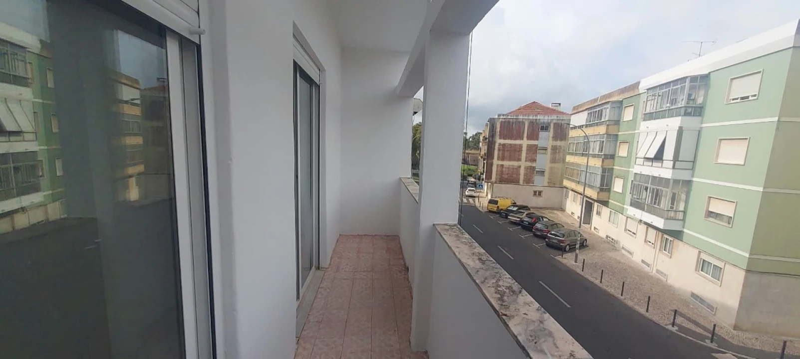 Apartamento T2 para Venda em Venteira Foto 4