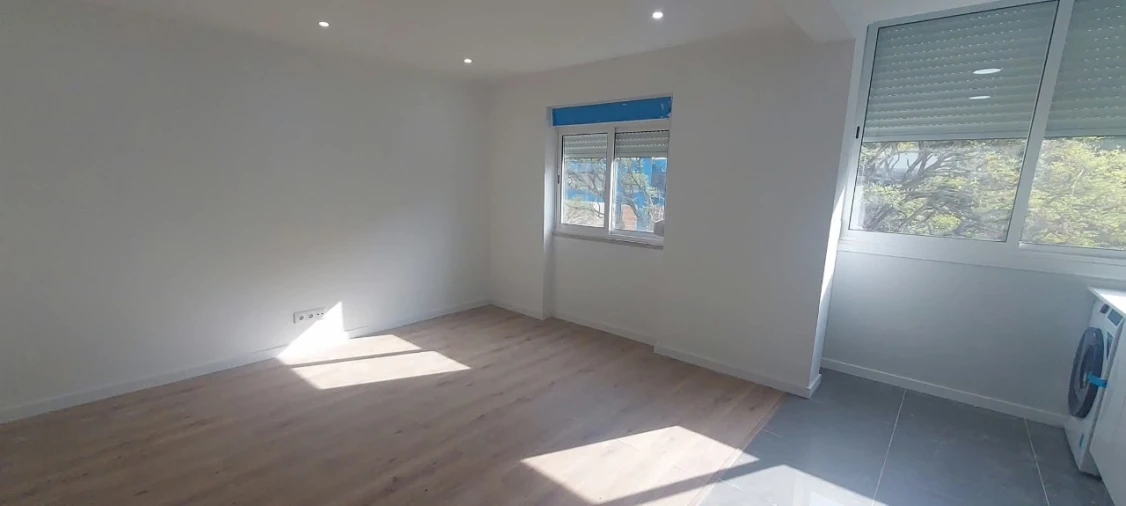 Apartamento T2 para Venda em Venteira Foto 2