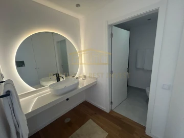 Apartamento T3 para Venda em Ferragudo