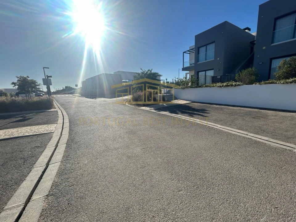 Apartamento T3 para Venda em Ferragudo Foto 72