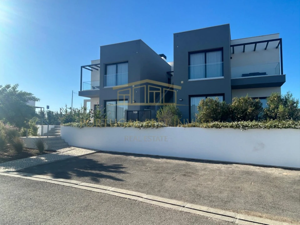 Apartamento T3 para Venda em Ferragudo Foto 50