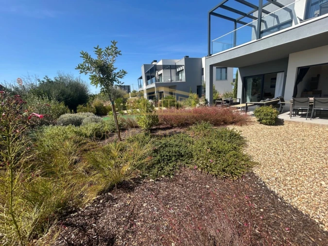 Apartamento T3 para Venda em Ferragudo Foto 63