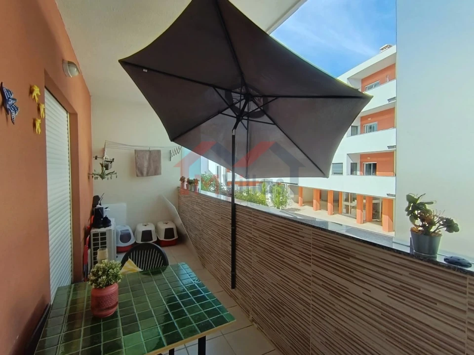 Apartamento T3 para Venda em São Brás de Alportel Foto 1