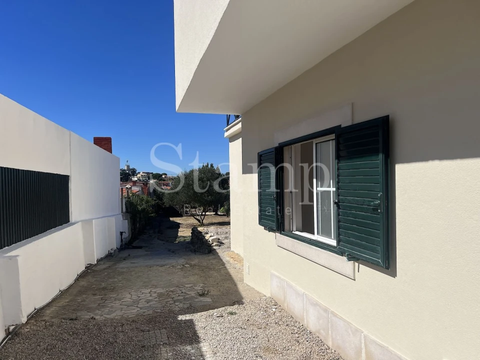 Moradia T4 para Venda em Alcabideche Foto 10