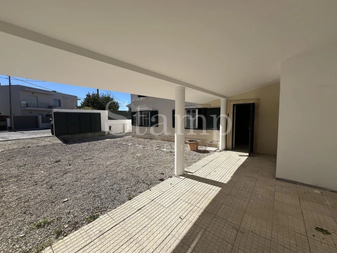 Moradia T4 para Venda em Alcabideche Foto 5