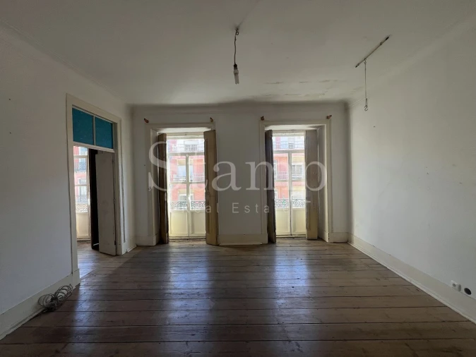 Apartamento T5 para Venda em Alcantara Foto 3