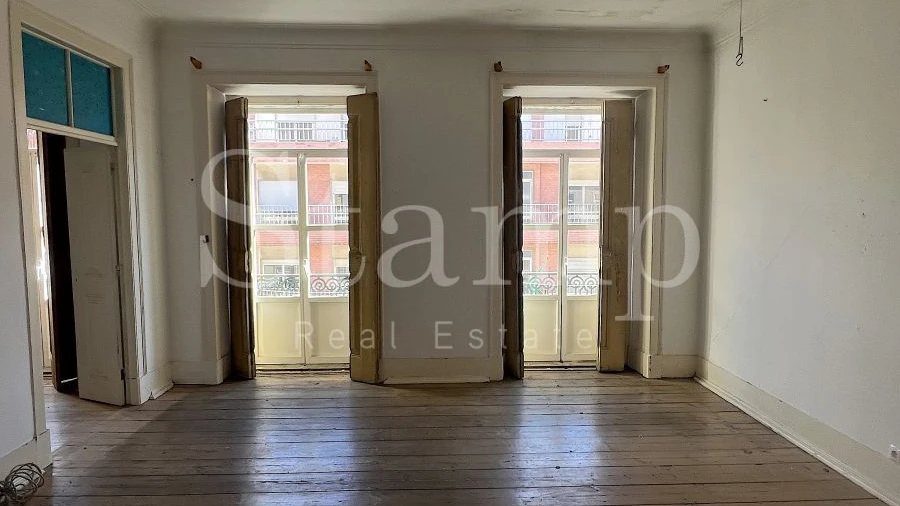 Apartamento T5 para Venda em Alcantara