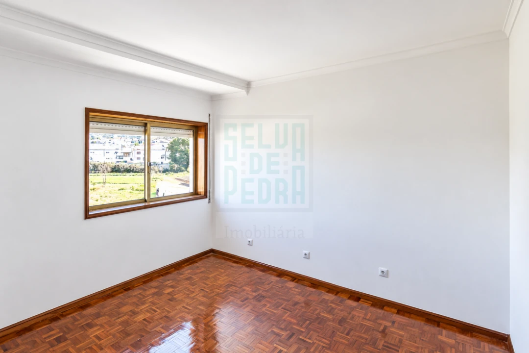 Apartamento T3 para Venda em Rio Tinto Foto 14