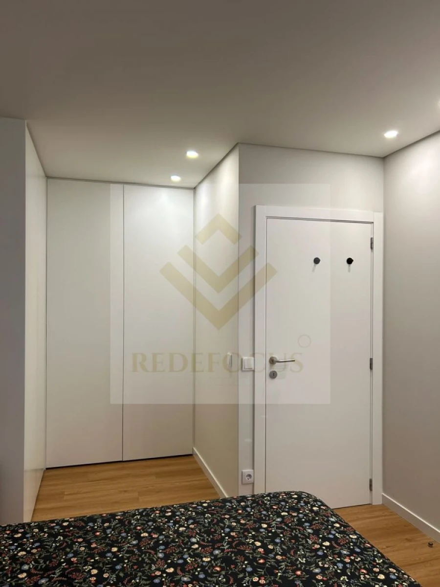 Apartamento T1 para Venda em Braga (Maximinos, Sé e Cividade) Foto 14
