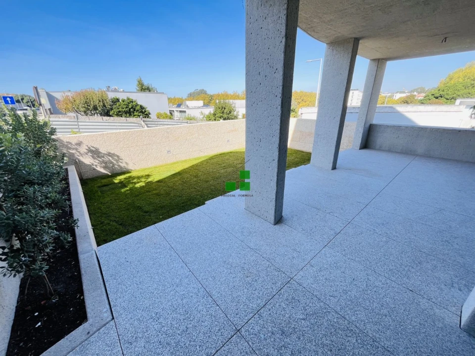 Apartamento T3 para Venda em Aldoar, Foz do Douro e Nevogilde Foto 3